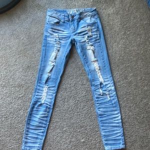 VIP jeans denim tapered leg blue jeans size 1 , 2 skinny jeans